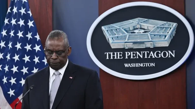 US defense chief says Houthis need to pay a price, vows to step up attacks