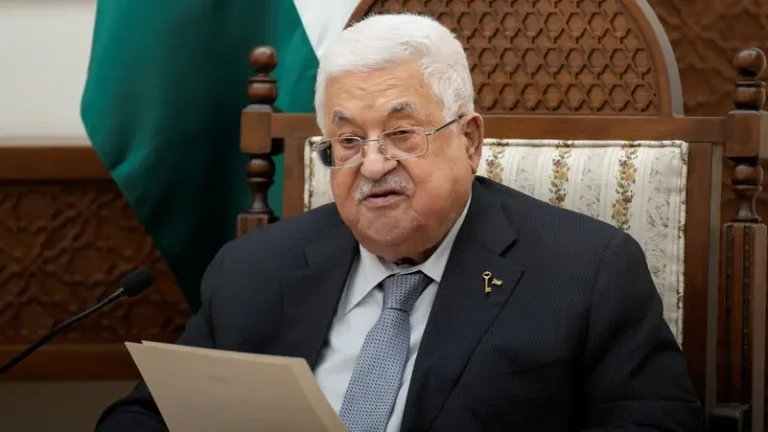 Palestinian leader Abbas lays ground for succession