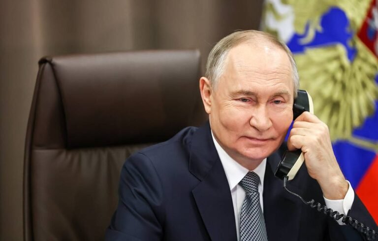 Putin congratulates foreign leaders on New Year and Christmas