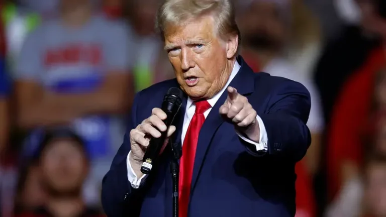 Trump could be offered second state visit to UK, Telegraph reports