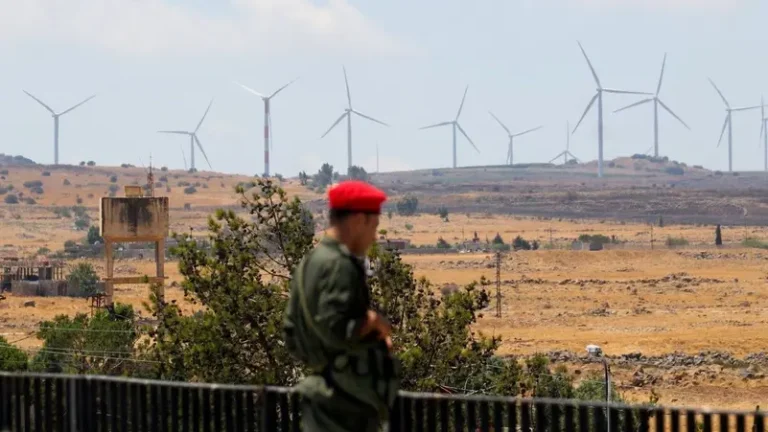 Israel military ‘reinforcing’ troops in occupied Golan amid Syria conflict