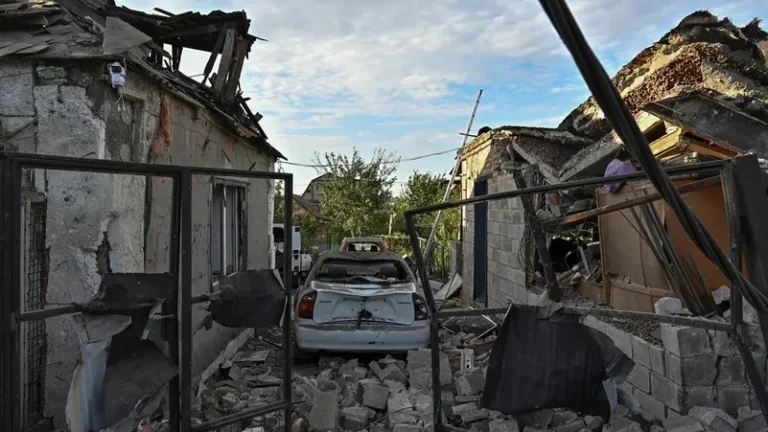Russian attack on Ukraine’s Zaporizhzhia kills 10