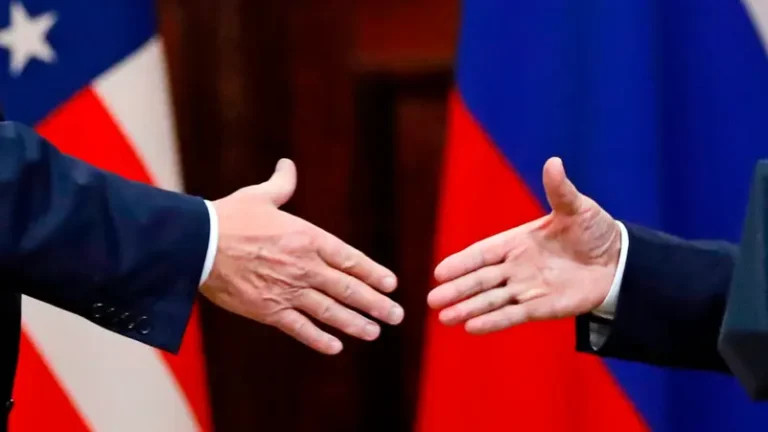 Saudi Arabia welcomes hosting Trump-Putin summit in Kingdom, commends call between the two