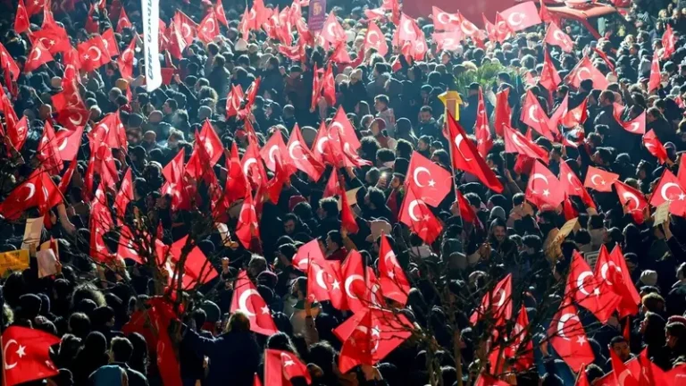 Istanbul’s mayor Ekrem Imamoglu remains under arrest, new rally called