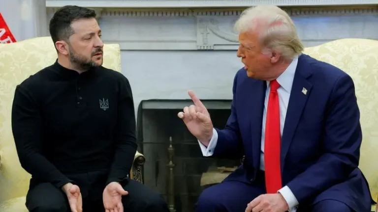 Outraged by Trump, Ukrainians praise Zelenskyy