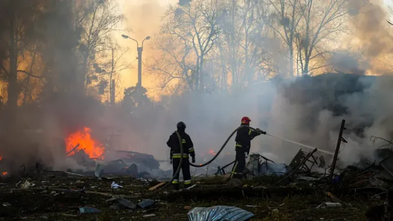 Russian strikes kill one, wound 39: Ukrainian authorities