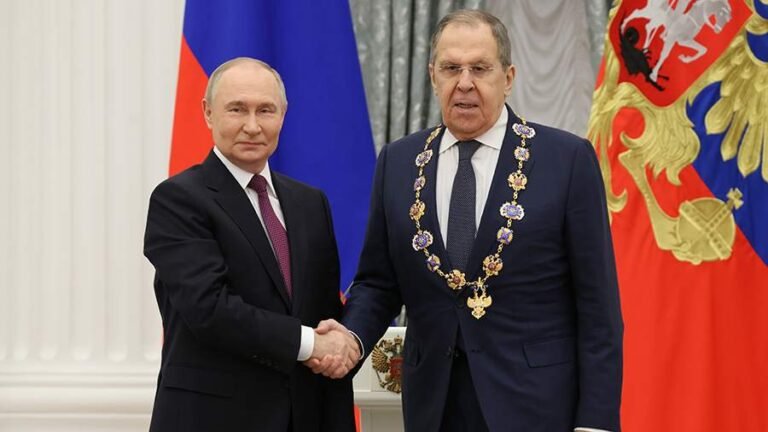 Putin presented Lavrov with the Order of St. Andrew the First-Called