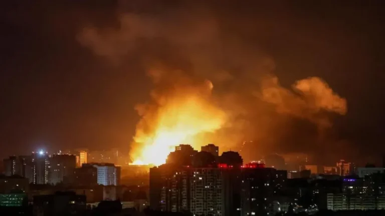 Russian Missile Strikes Hit 27 Locations Across Kyiv, 28 Killed