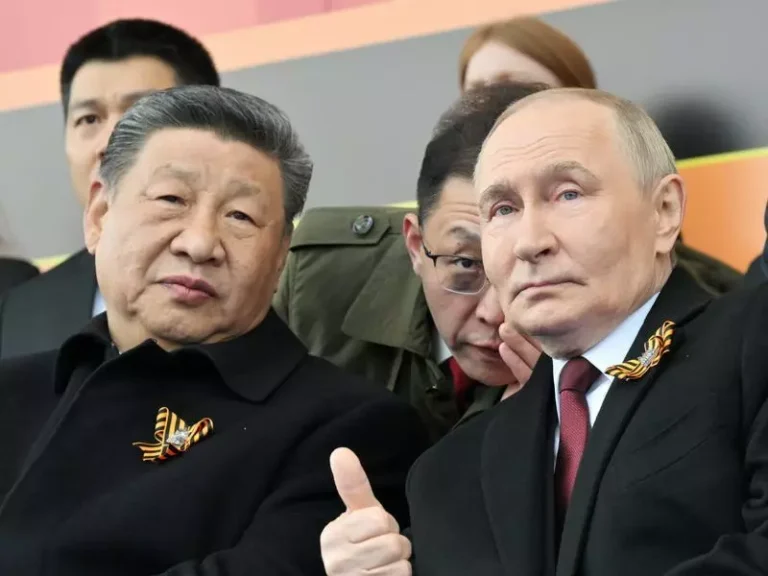 Xi and Putin discuss Middle East; Putin to visit China for August summit.