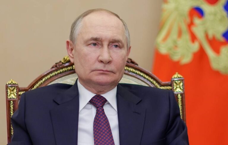 Putin approves principles of Russia’s national language policy