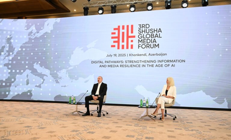 Azerbaijani President meets participants of Shusha Global Media Forum